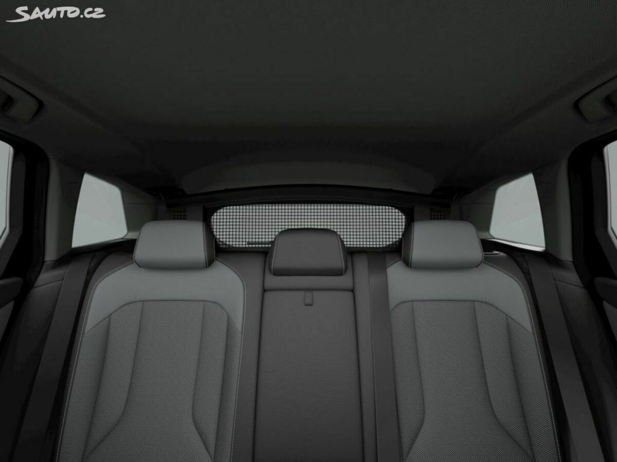 Fotografie vozu - klik pro zvětšení