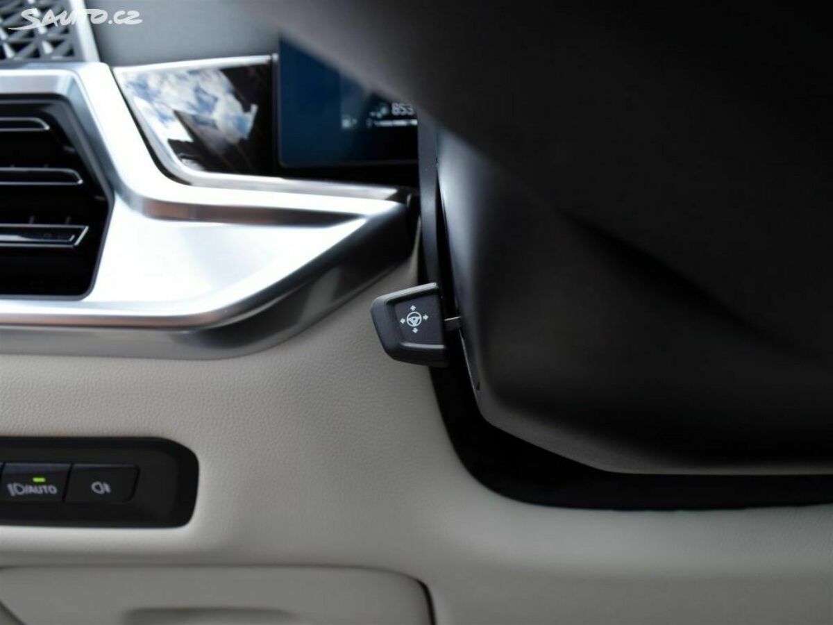 Fotografie vozu - klik pro zvětšení