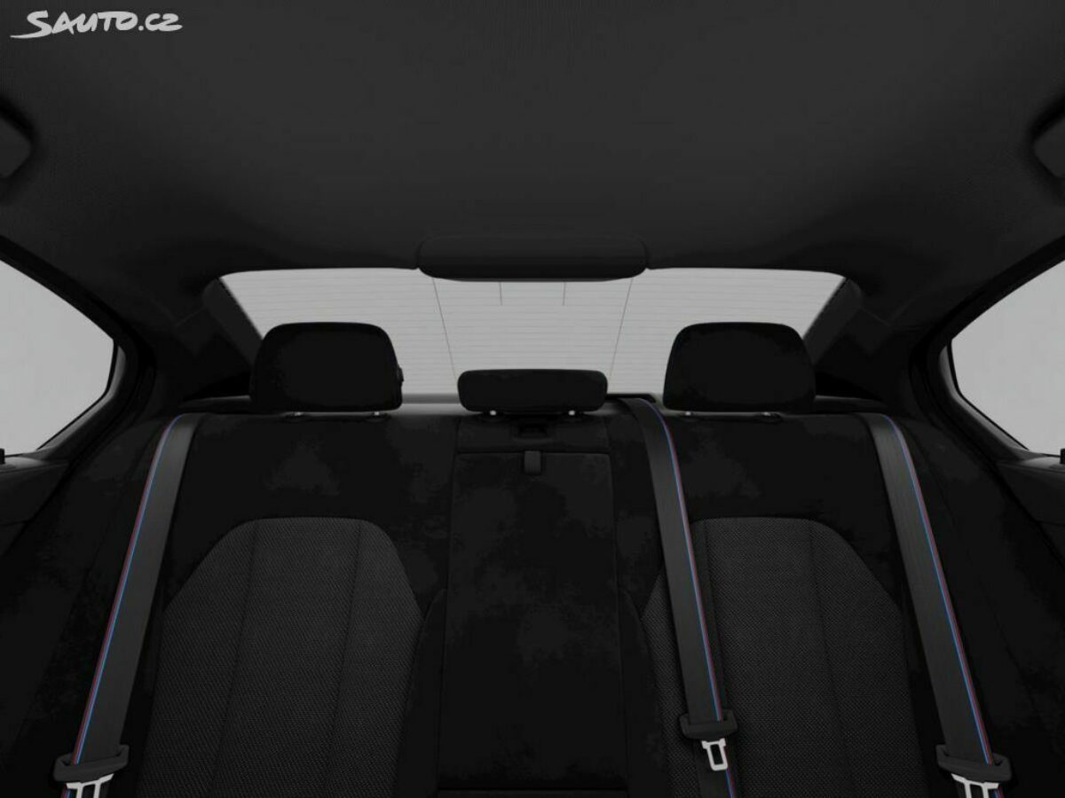 Fotografie vozu - klik pro zvětšení