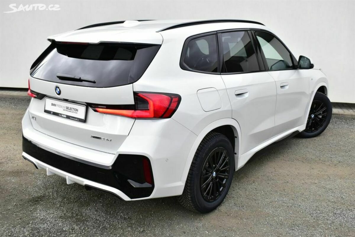 Fotografie vozu - klik pro zvětšení