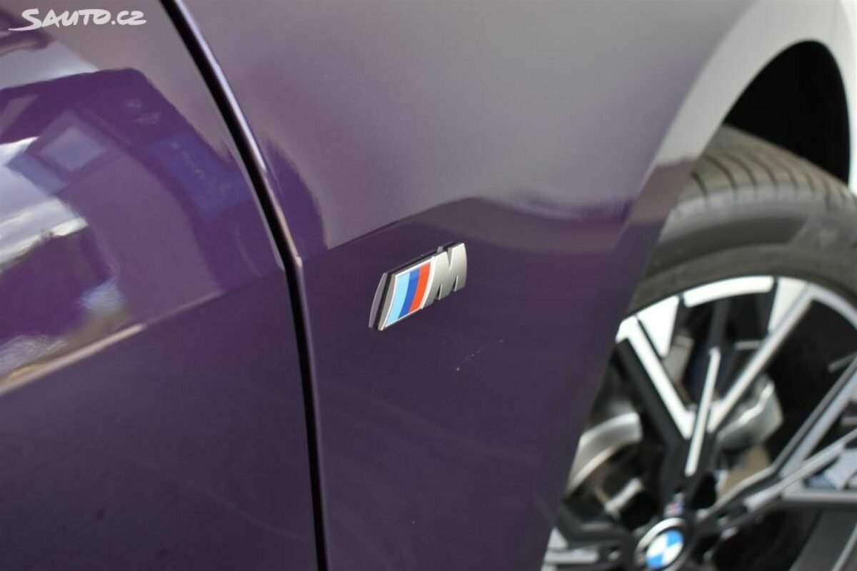 Fotografie vozu - klik pro zvětšení