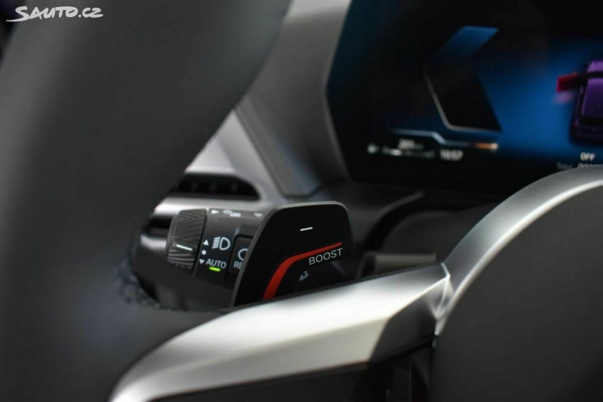 Fotografie vozu - klik pro zvětšení