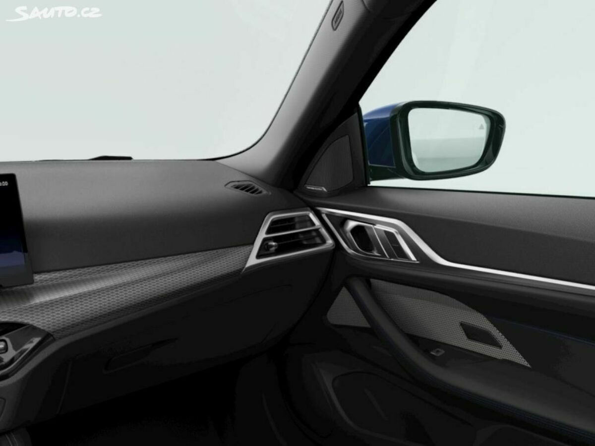 Fotografie vozu - klik pro zvětšení