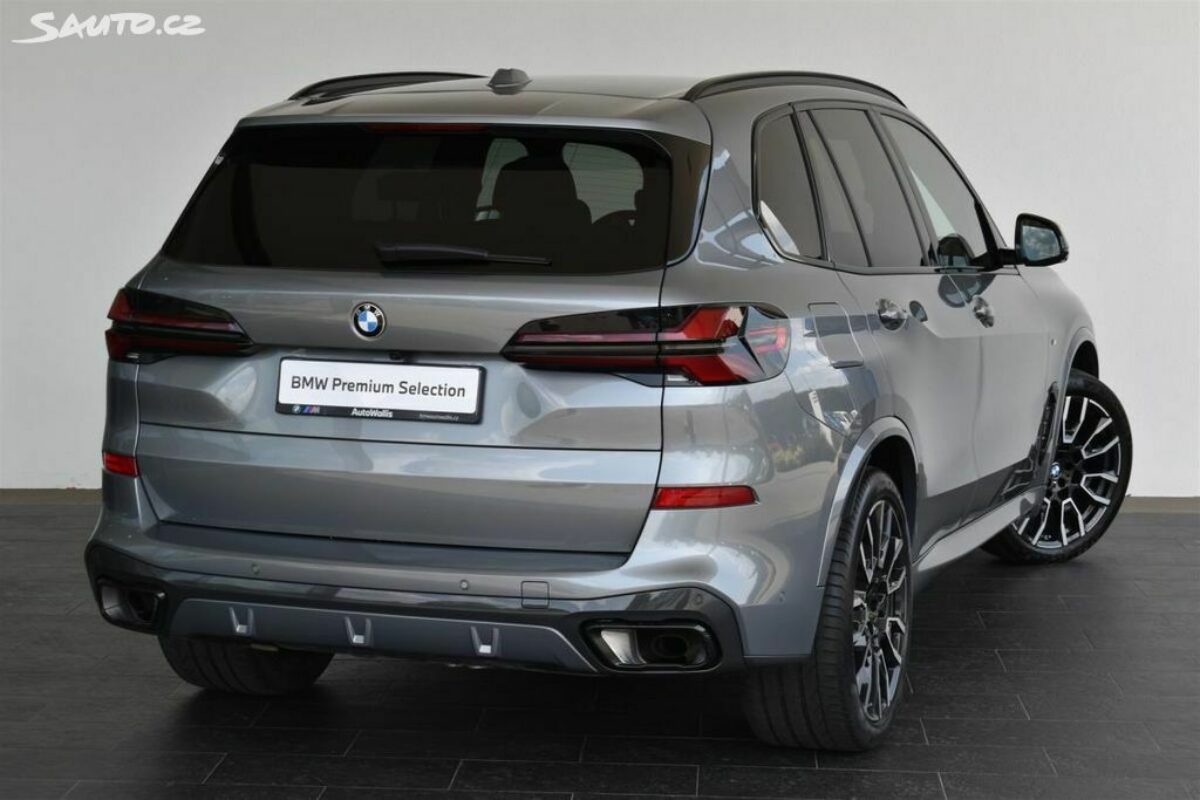 Fotografie vozu - klik pro zvětšení