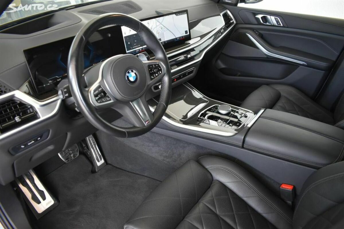 Fotografie vozu - klik pro zvětšení