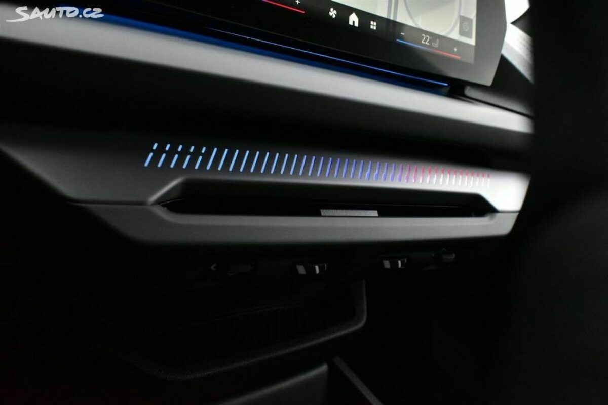 Fotografie vozu - klik pro zvětšení