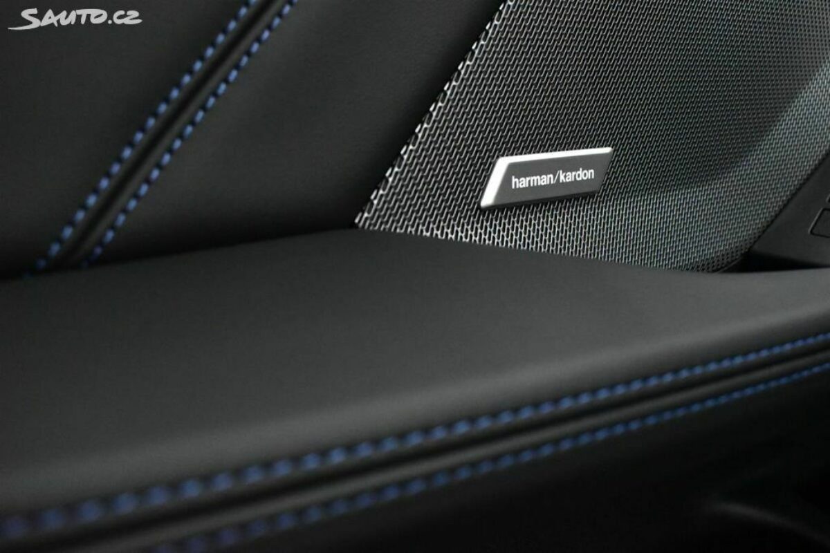 Fotografie vozu - klik pro zvětšení