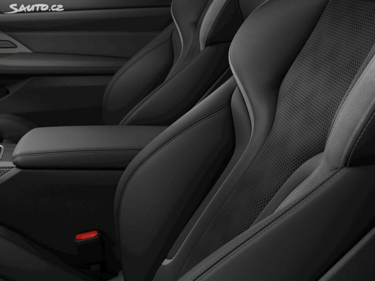 Fotografie vozu - klik pro zvětšení