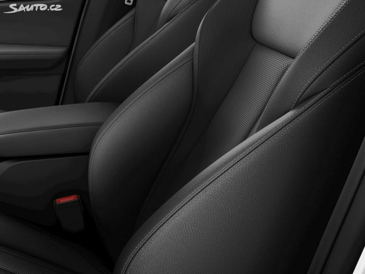 Fotografie vozu - klik pro zvětšení