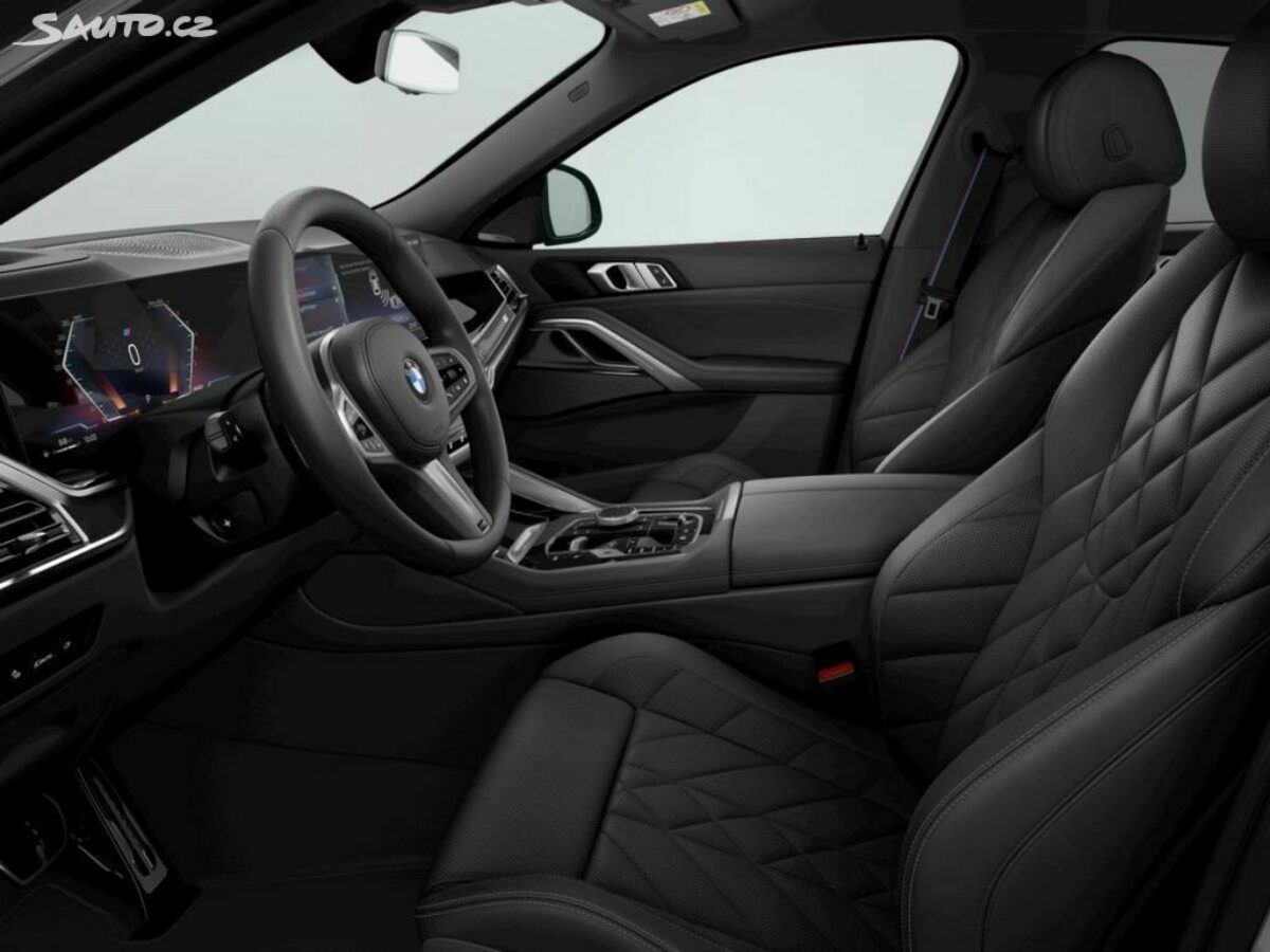 Fotografie vozu - klik pro zvětšení