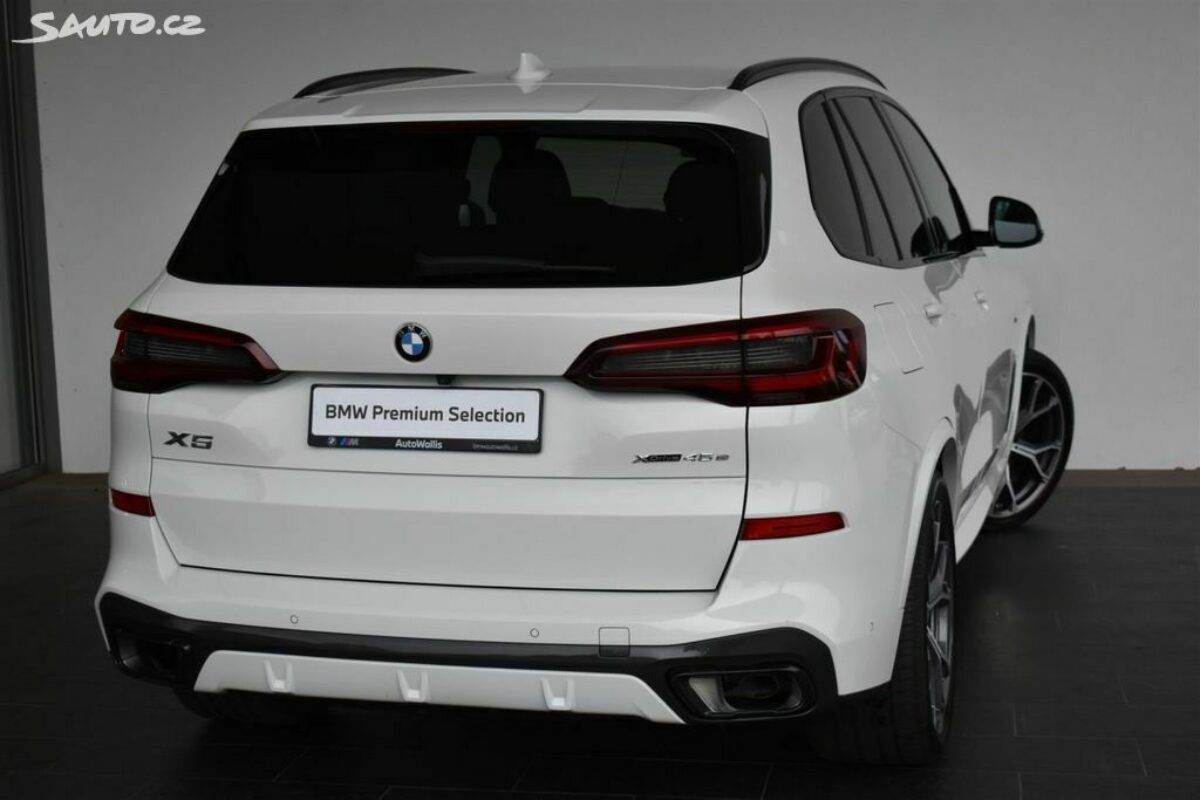 Fotografie vozu - klik pro zvětšení