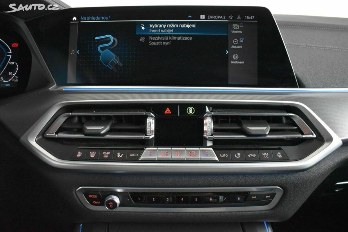 Fotografie vozu - klik pro zvětšení