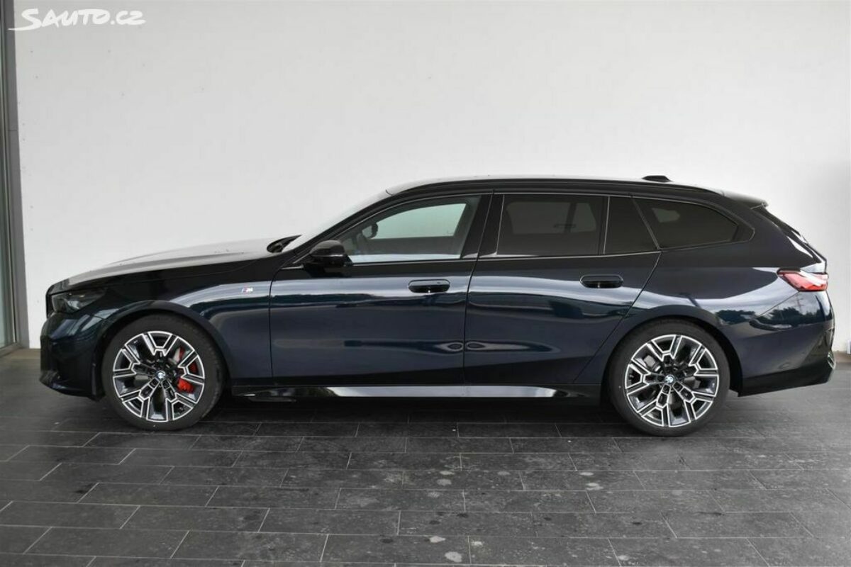 Fotografie vozu - klik pro zvětšení