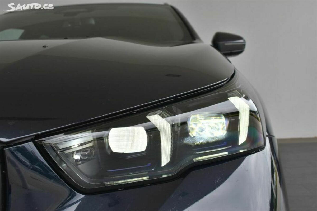 Fotografie vozu - klik pro zvětšení