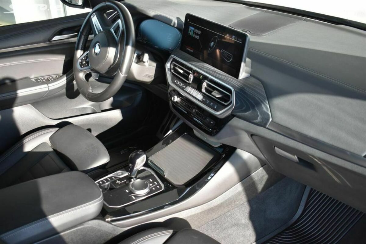 Fotografie vozu - klik pro zvětšení