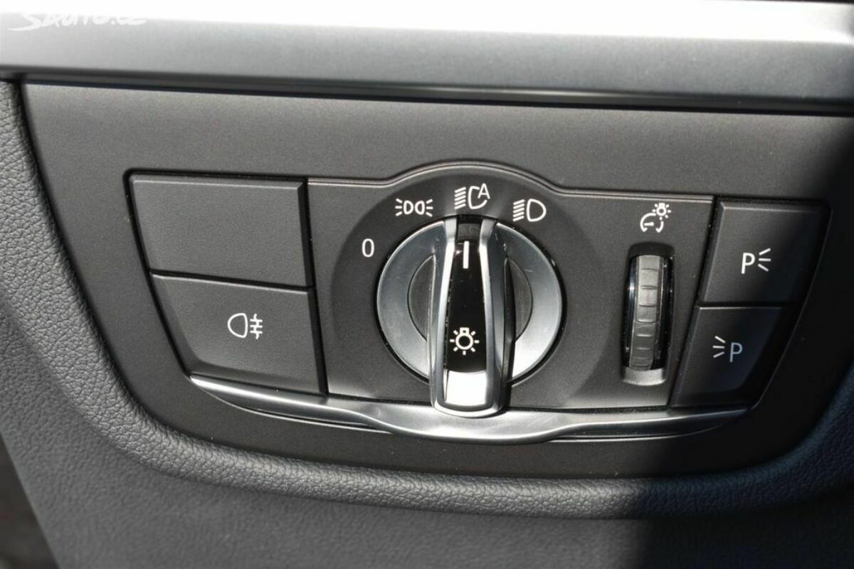 Fotografie vozu - klik pro zvětšení