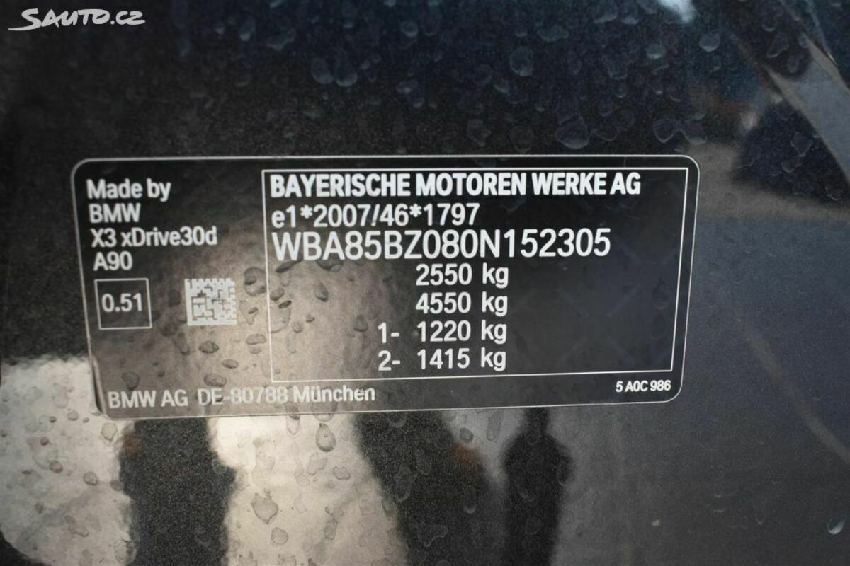 Fotografie vozu - klik pro zvětšení