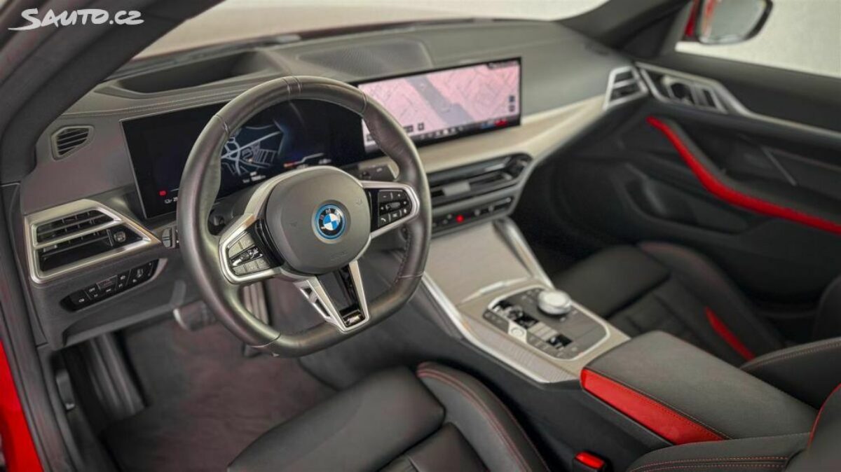 Fotografie vozu - klik pro zvětšení