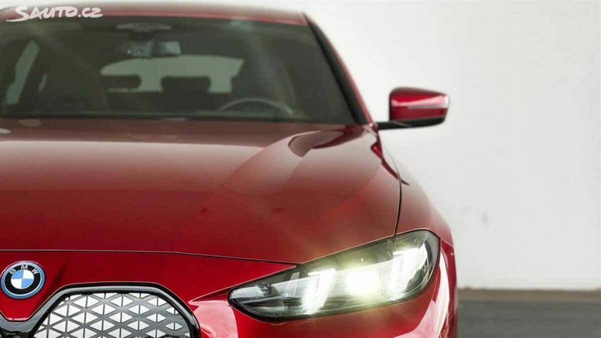 Fotografie vozu - klik pro zvětšení