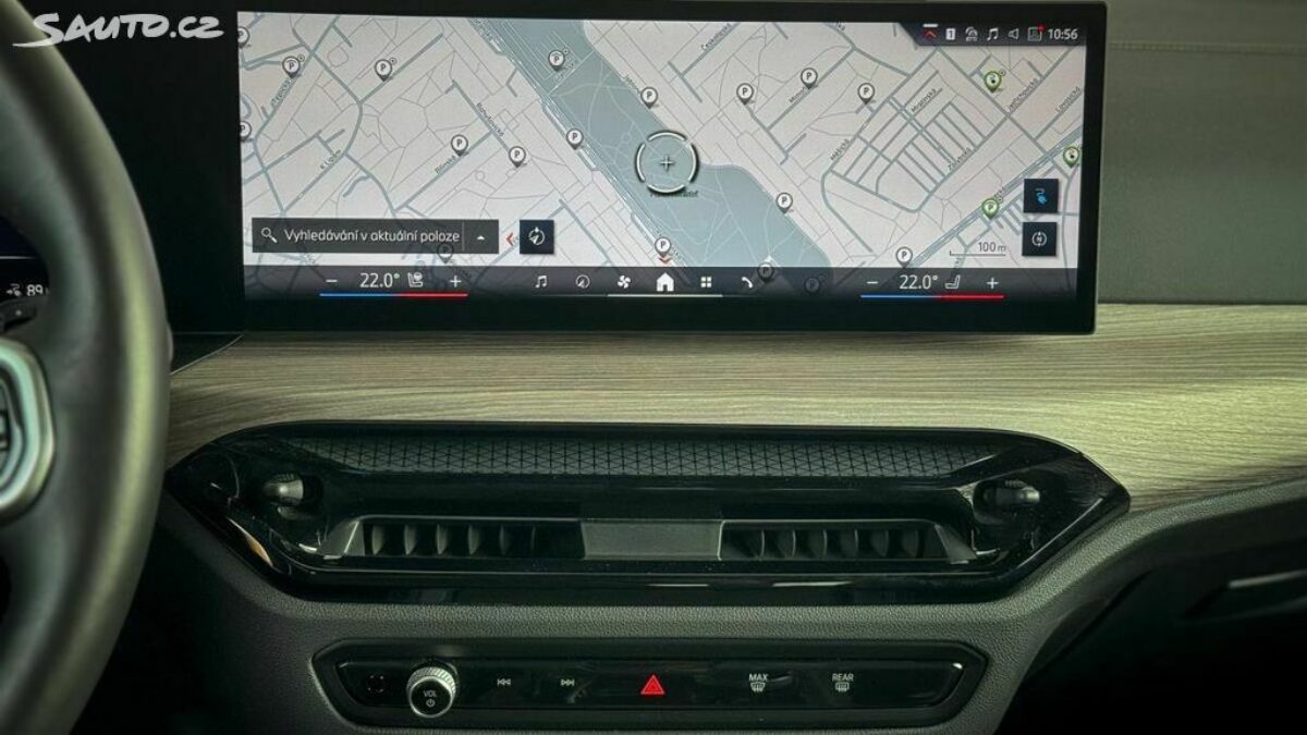 Fotografie vozu - klik pro zvětšení