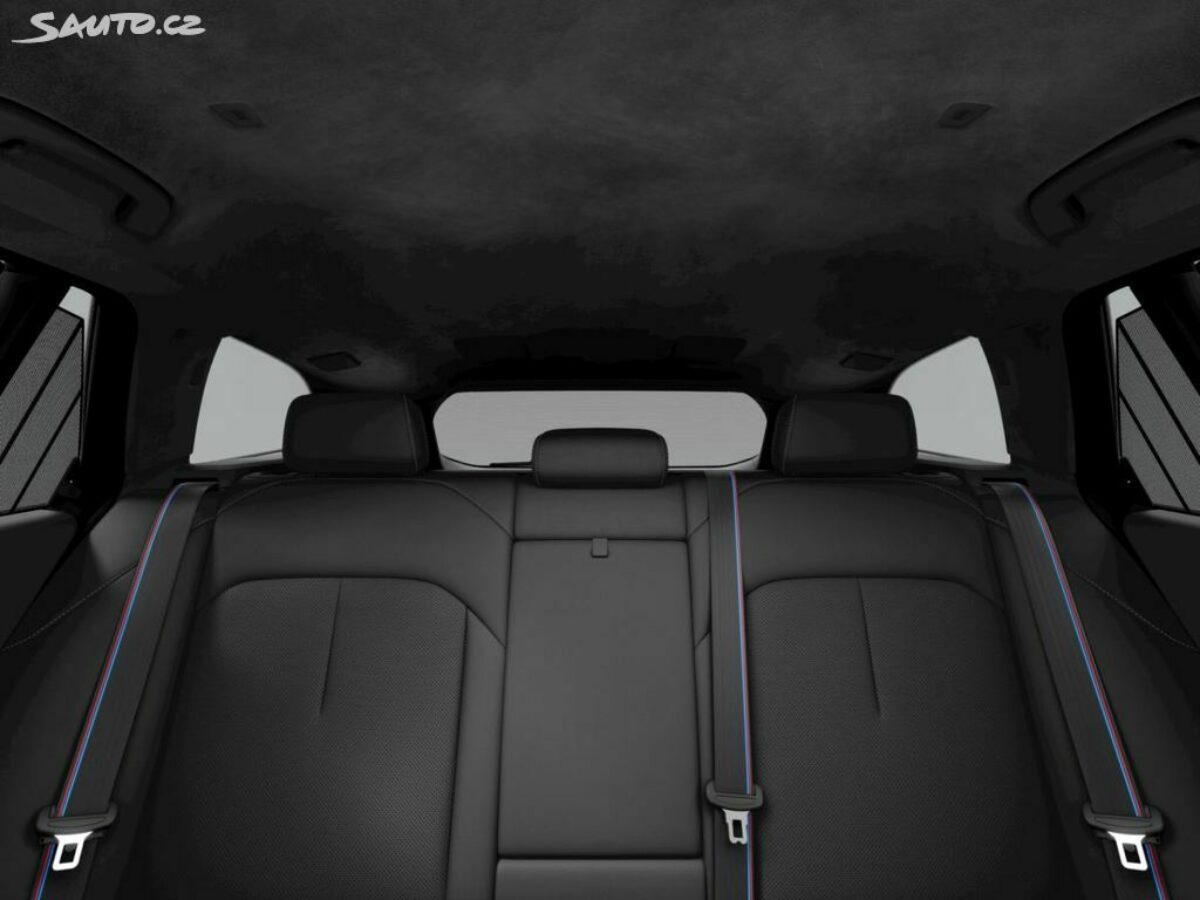 Fotografie vozu - klik pro zvětšení