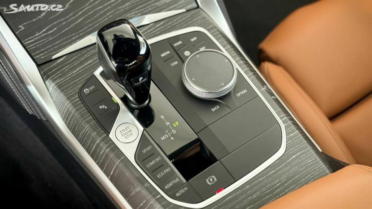 Fotografie vozu - klik pro zvětšení