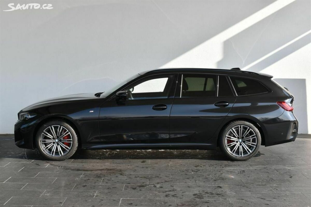 Fotografie vozu - klik pro zvětšení