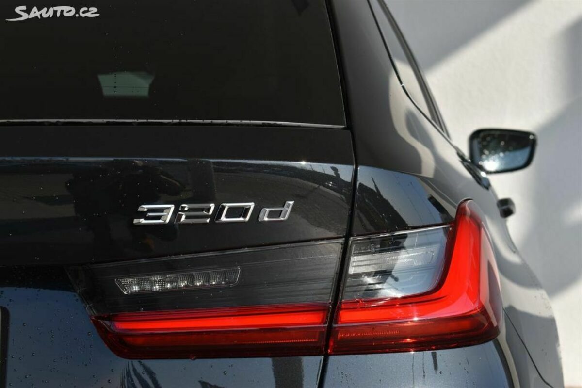 Fotografie vozu - klik pro zvětšení