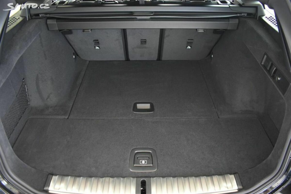 Fotografie vozu - klik pro zvětšení