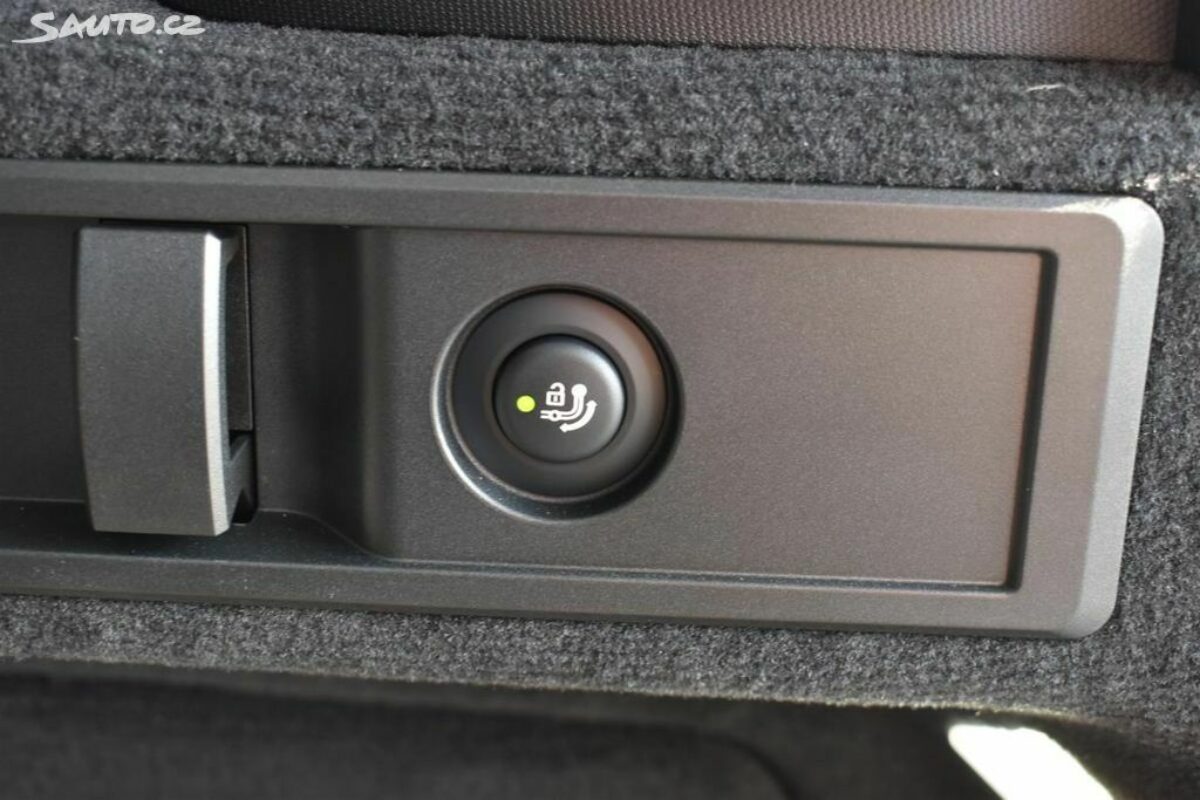 Fotografie vozu - klik pro zvětšení