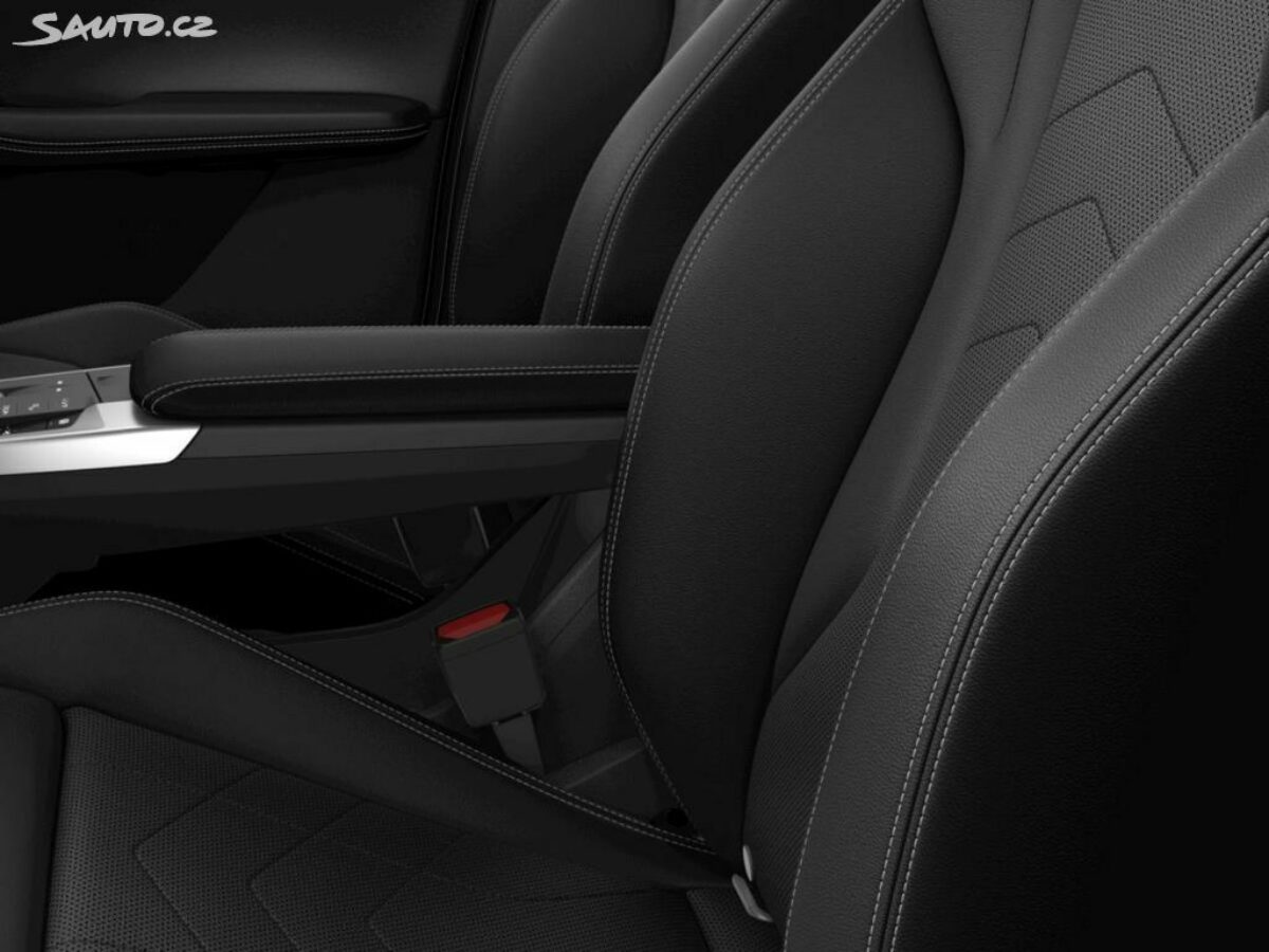 Fotografie vozu - klik pro zvětšení