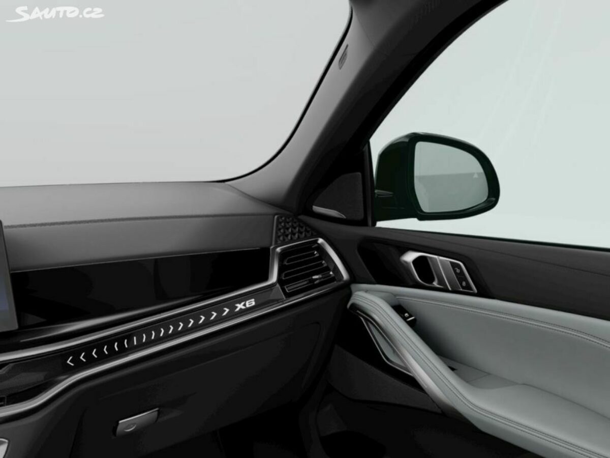 Fotografie vozu - klik pro zvětšení