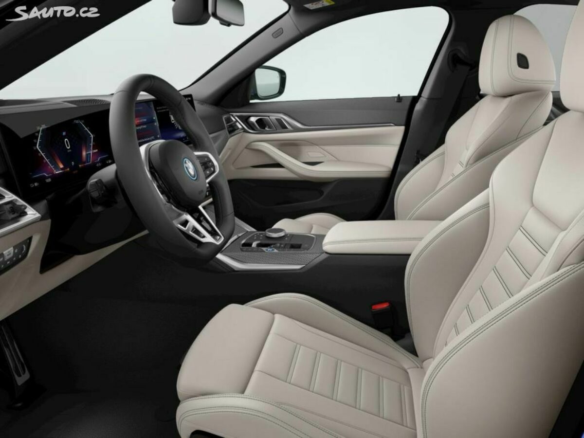 Fotografie vozu - klik pro zvětšení