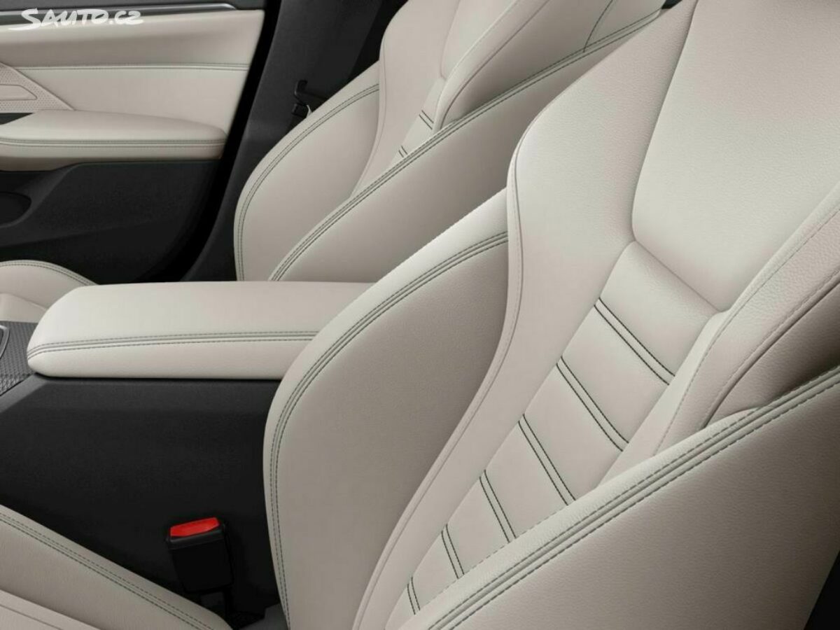 Fotografie vozu - klik pro zvětšení