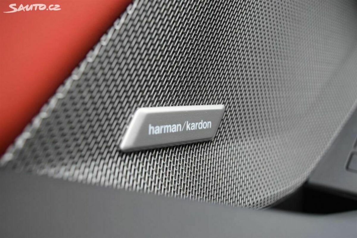 Fotografie vozu - klik pro zvětšení