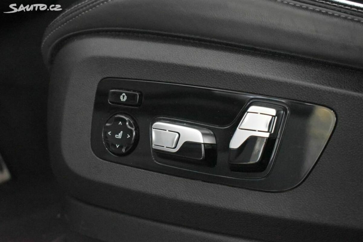 Fotografie vozu - klik pro zvětšení