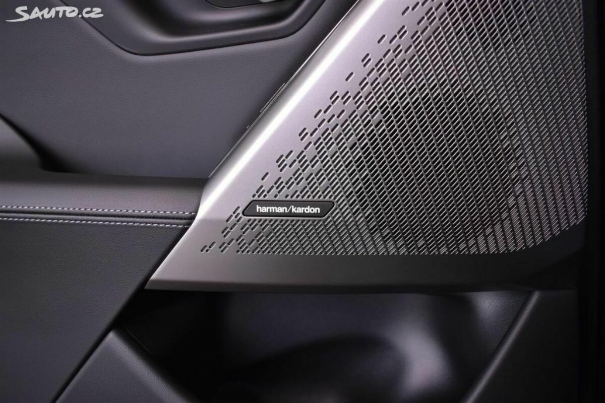 Fotografie vozu - klik pro zvětšení