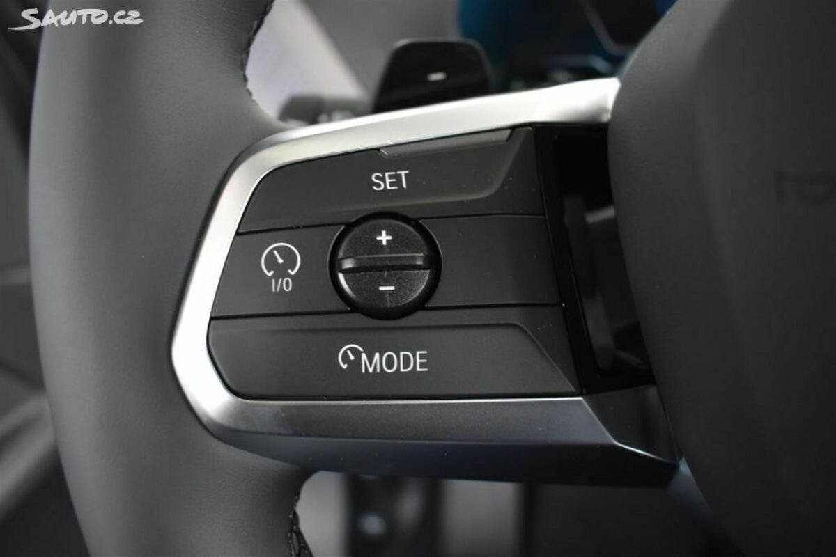 Fotografie vozu - klik pro zvětšení