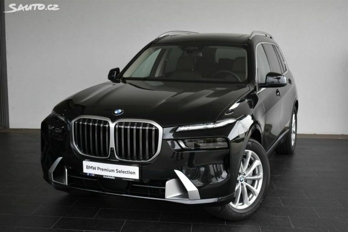 Fotografie vozu - klik pro zvětšení