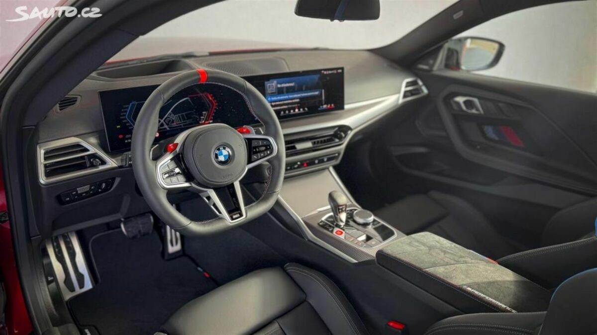 Fotografie vozu - klik pro zvětšení