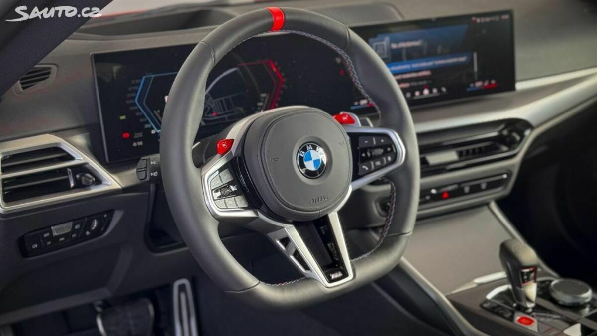 Fotografie vozu - klik pro zvětšení