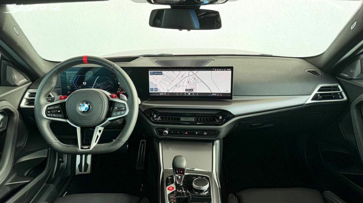 Fotografie vozu - klik pro zvětšení