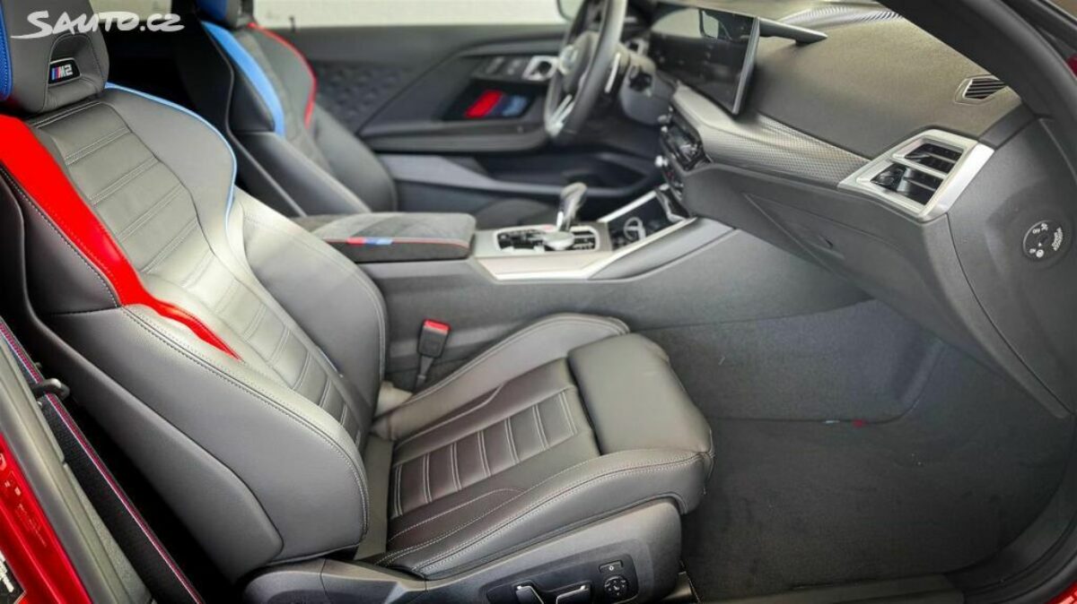 Fotografie vozu - klik pro zvětšení