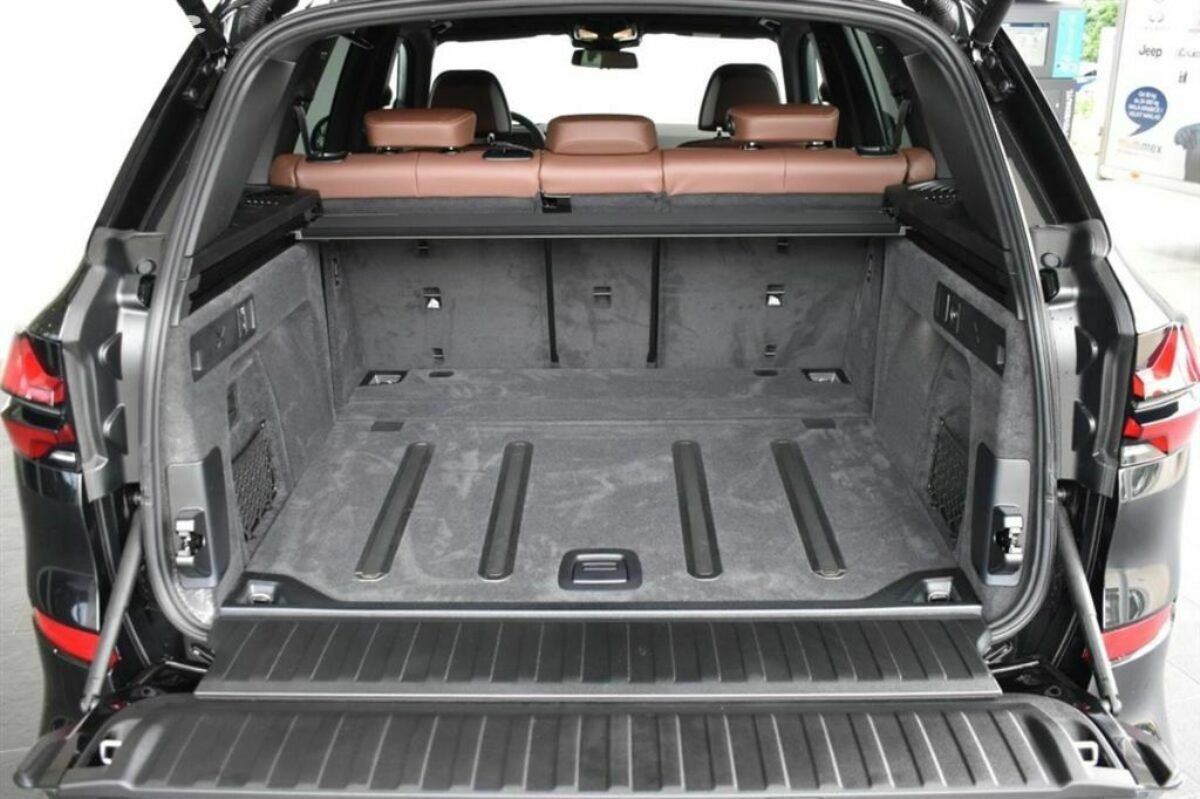 Fotografie vozu - klik pro zvětšení