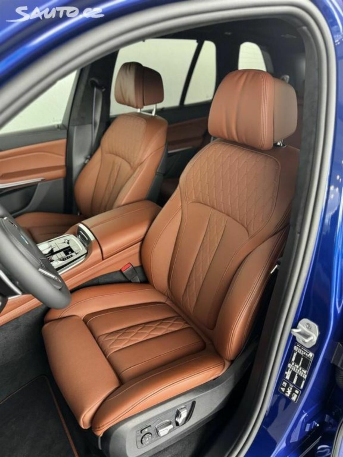 Fotografie vozu - klik pro zvětšení