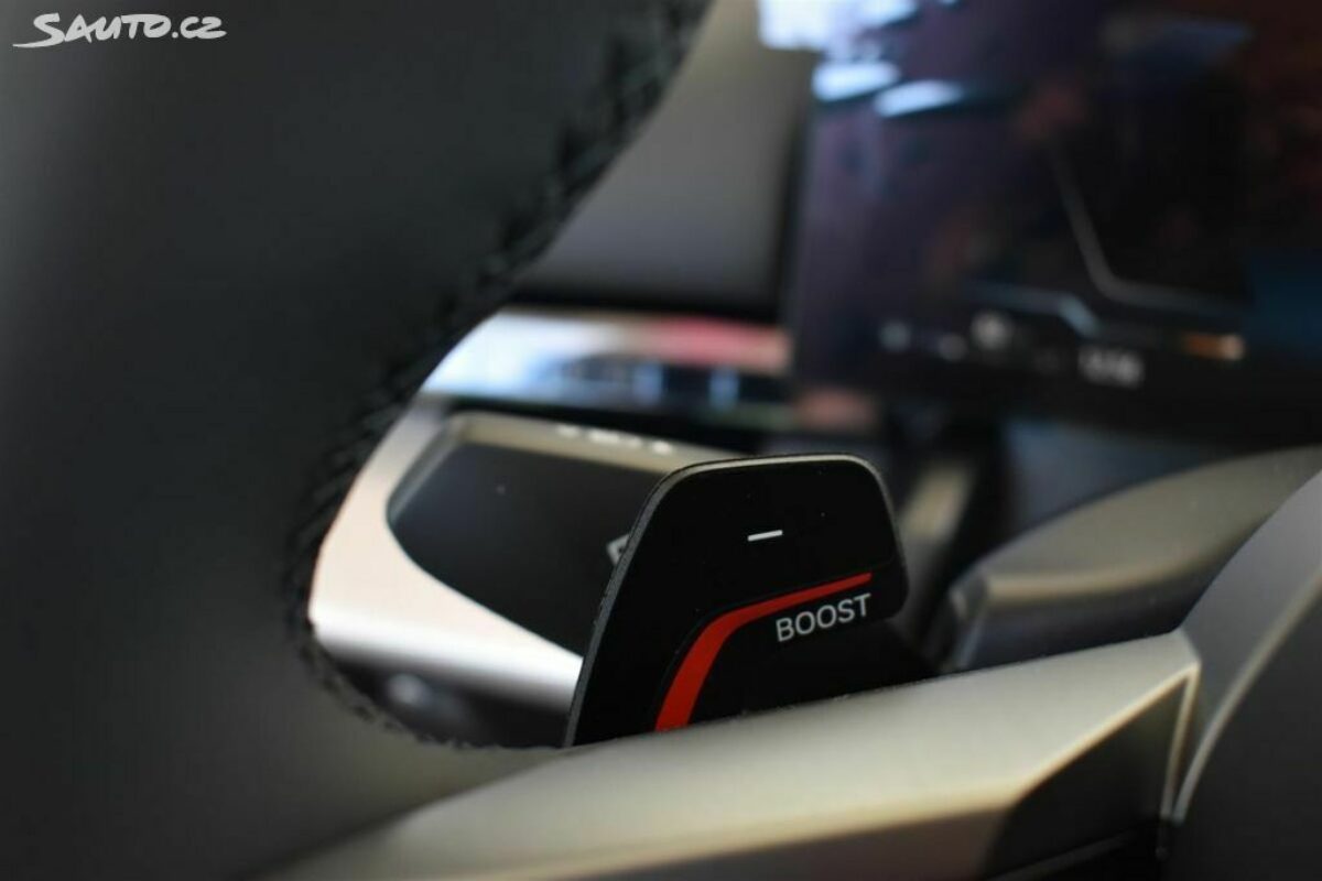 Fotografie vozu - klik pro zvětšení