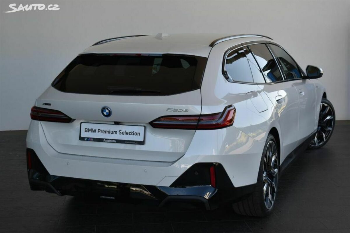 Fotografie vozu - klik pro zvětšení