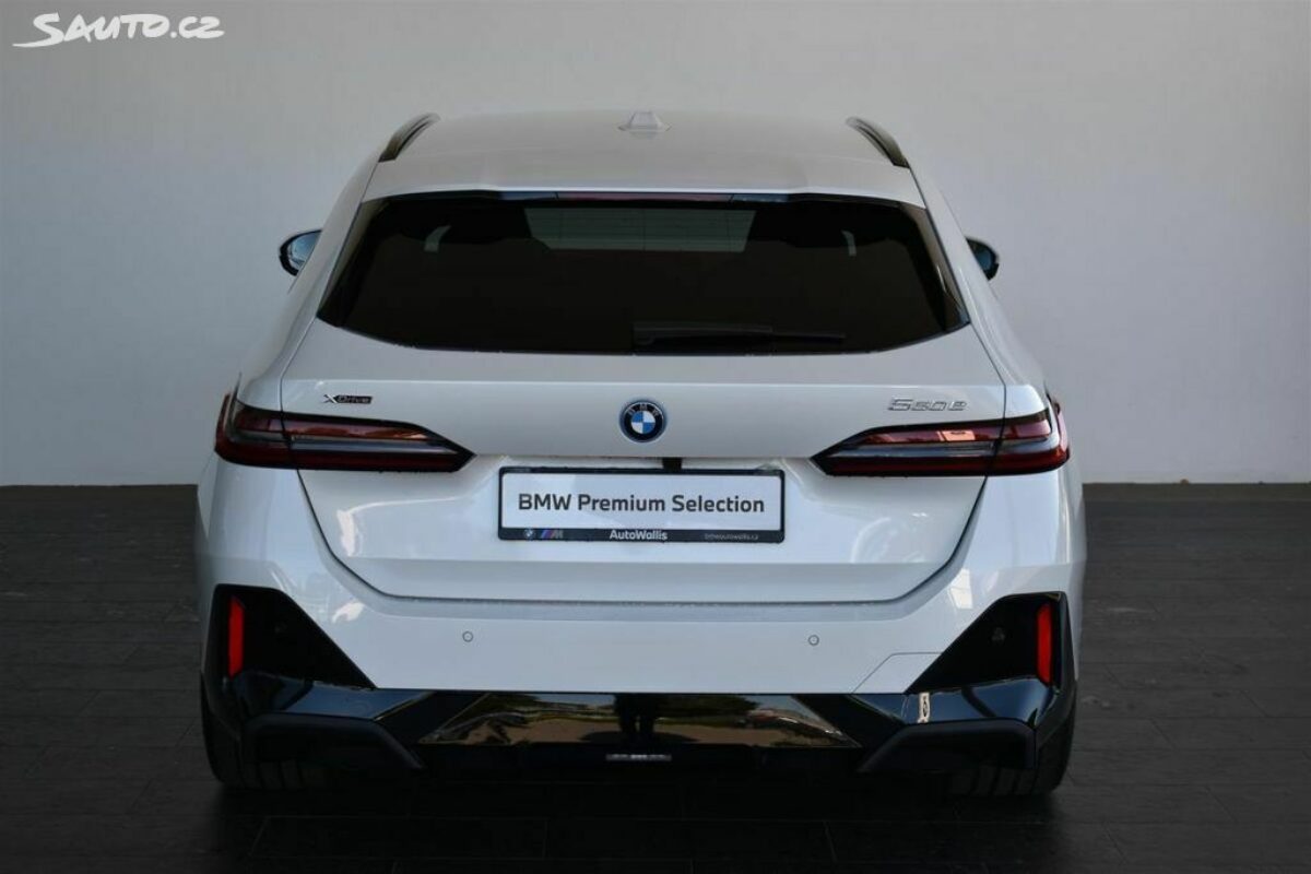 Fotografie vozu - klik pro zvětšení