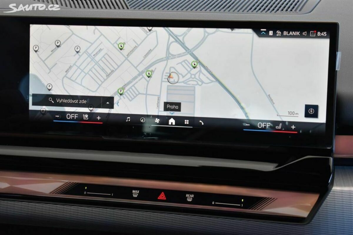 Fotografie vozu - klik pro zvětšení