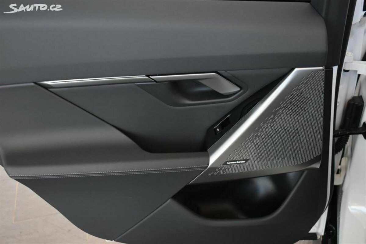 Fotografie vozu - klik pro zvětšení